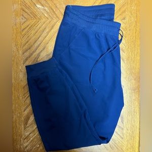 BRAND: MAEVN / SIZE: XLarge